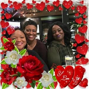 Meet your Posher, Lari